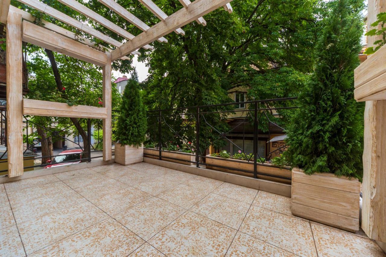 Трирівневий Лофт Із Спальнею-Укриттям Self Check-In 247 Odessa Exterior foto
