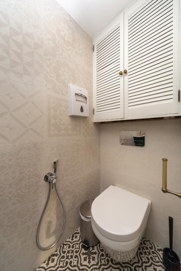 Трирівневий Лофт Із Спальнею-Укриттям Self Check-In 247 Odessa Exterior foto